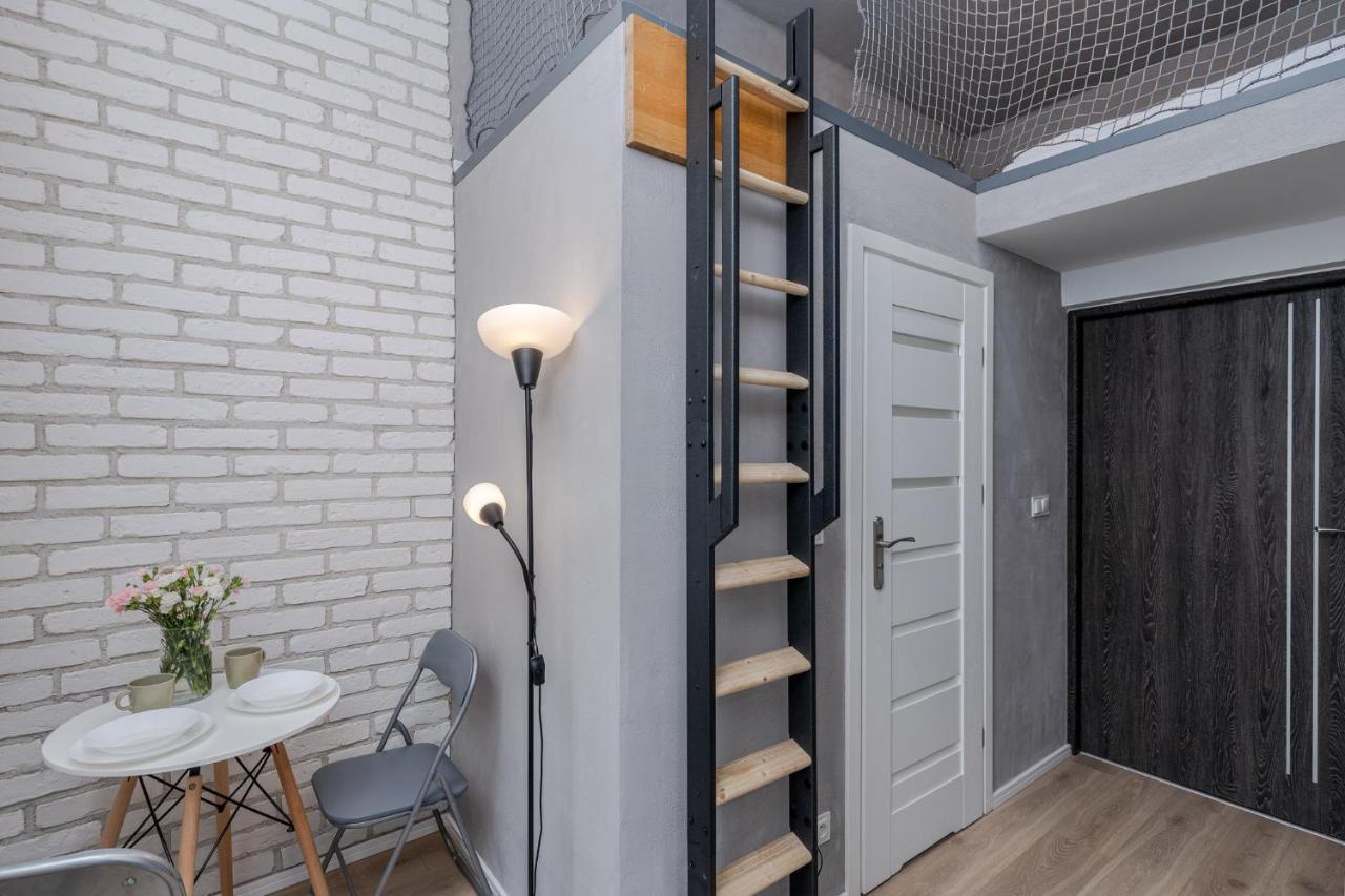 Parkside Fresh Apartments - Old Town Guesthouse - By Upstairs Краків Екстер'єр фото