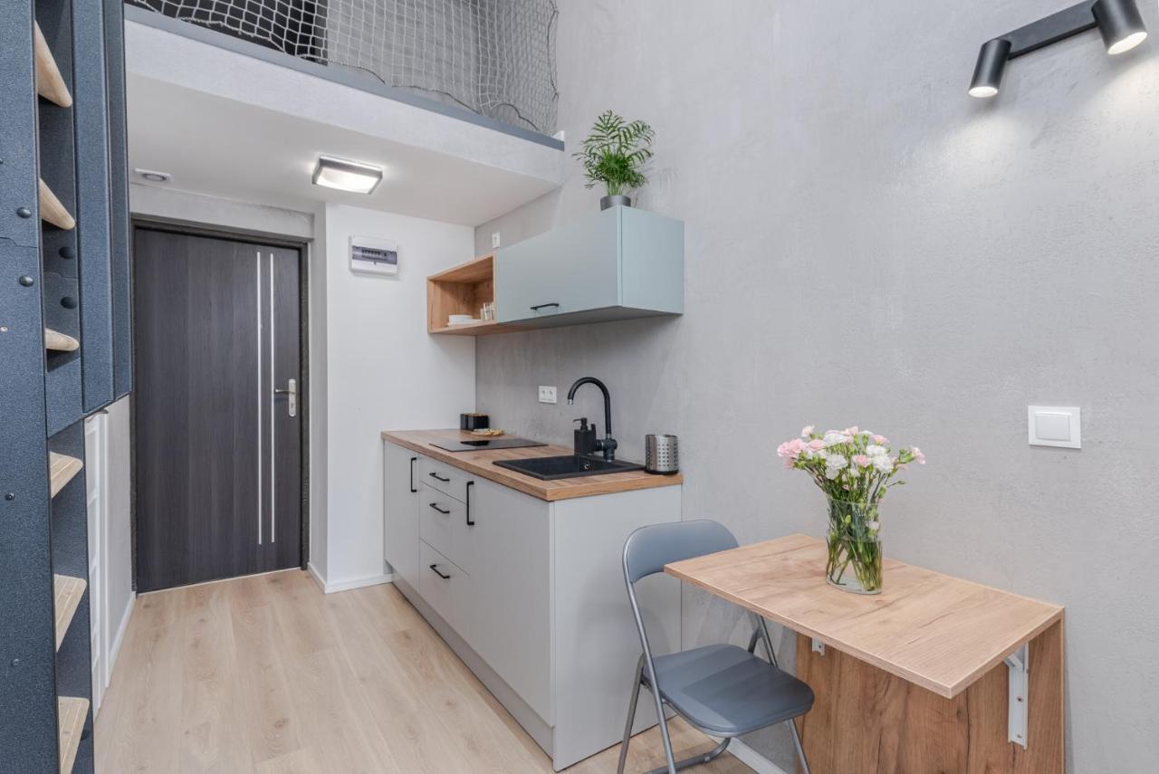 Parkside Fresh Apartments - Old Town Guesthouse - By Upstairs Краків Екстер'єр фото