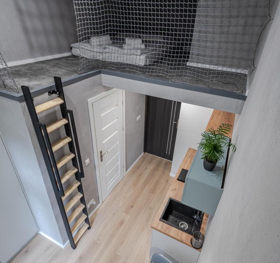 Parkside Fresh Apartments - Old Town Guesthouse - By Upstairs Краків Екстер'єр фото